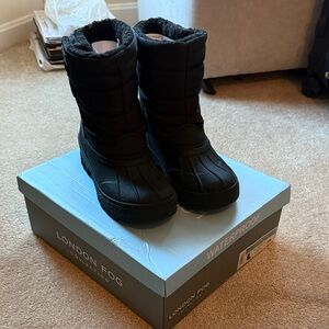 London Fog Kids Black Snow Boots